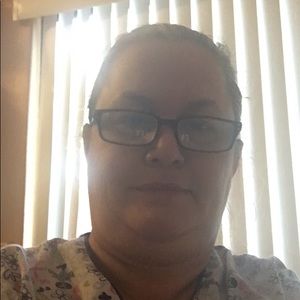 Meet your Posher, Niurys